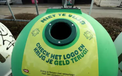 Belgen gooien jaarlijks bijna 5 miljoen euro weg in glasbol door retourflessen