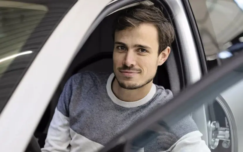 Ecopinie: Hoe zonne-energie de uitdagingen van duurzame mobiliteit aangaat