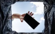 Festivalgangers leveren deze zomer al meer dan 20.000 oude gsm’s in