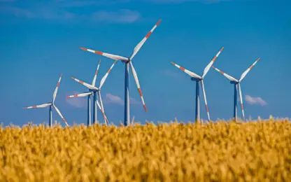 Investeringen in hernieuwbare energie door energieleveranciers zakken met 51 procent