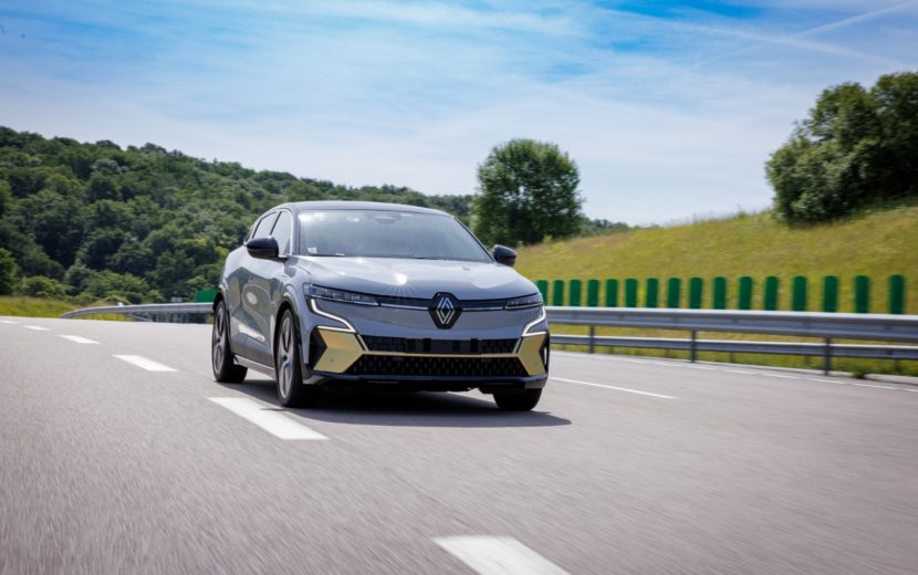 Renault_Megane_E-TECH_Electric_delving_into_the_heart_of_innovation__Episode_4_Motorisation_Patents_Oil_Cooling